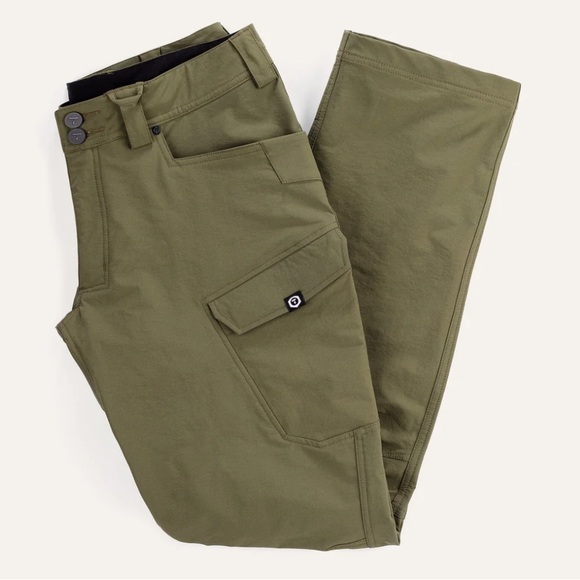 TRUEWERK Women's T1 WerkPants - Relaxed Fit Cargo Work Pants With 4-Way Stretch (Lightweight)